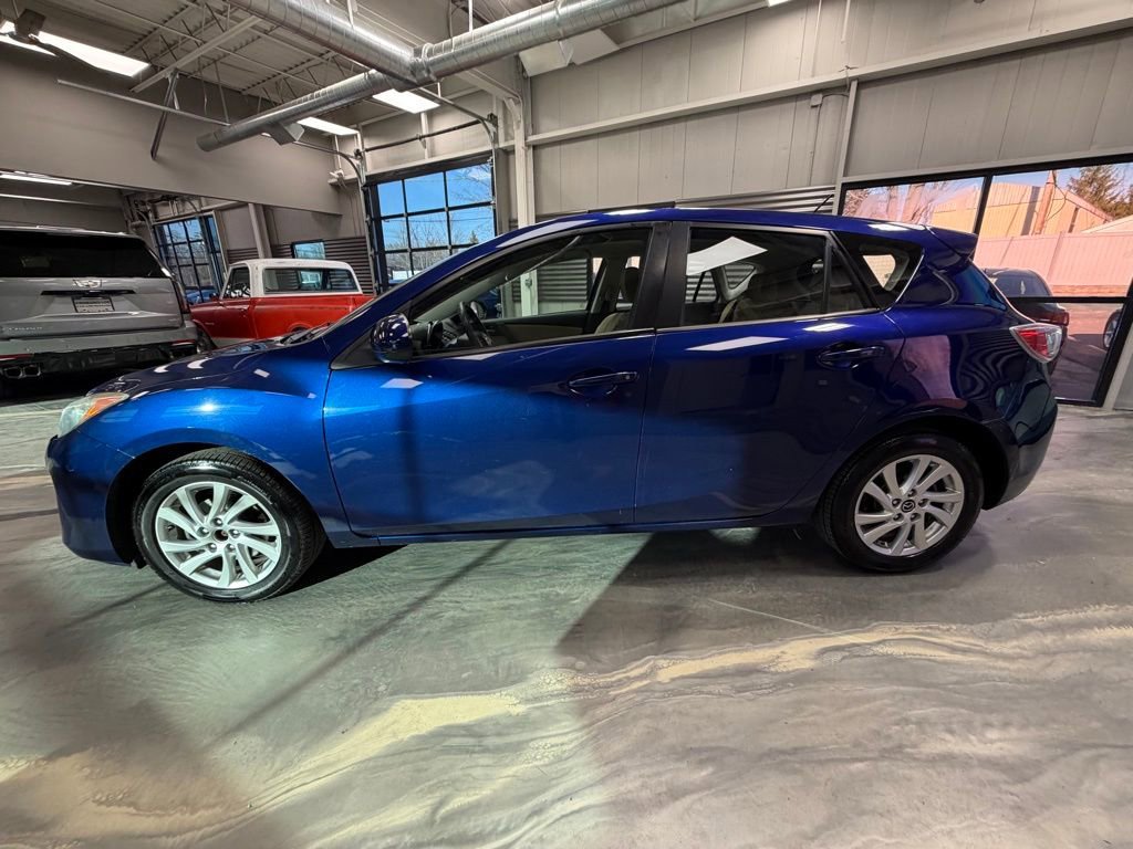 Used 2013 MAZDA MAZDA3 i Touring image 31