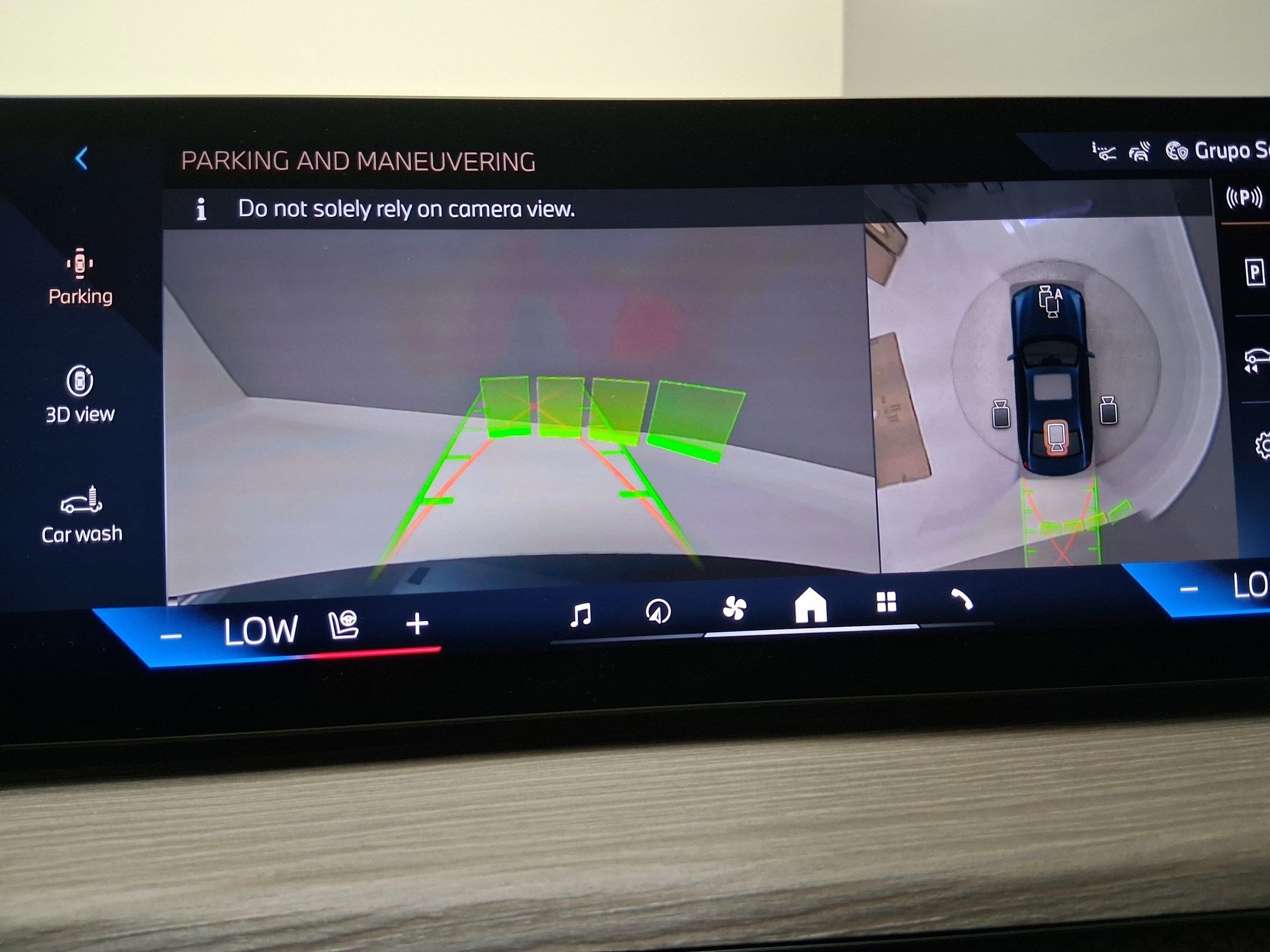 New 2026 BMW 330i Sedan w/ Premium Package RWD image 27