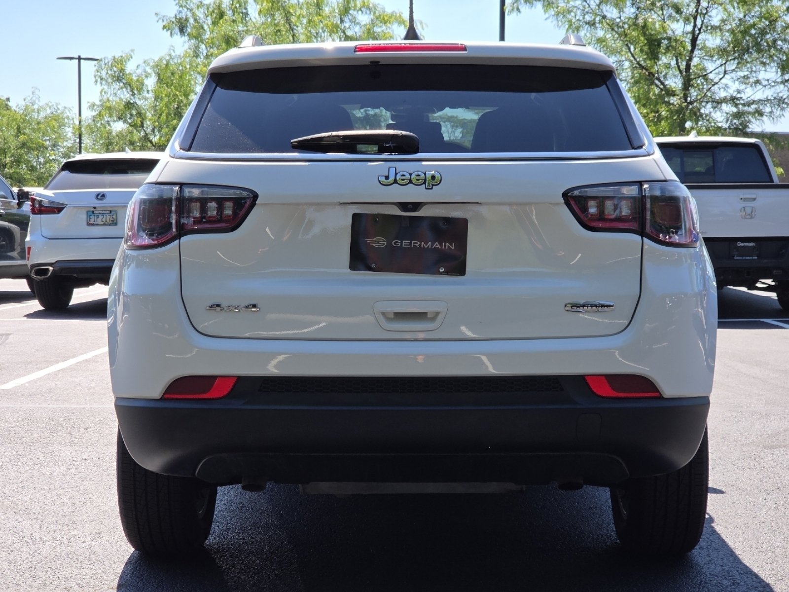 Used 2023 Jeep Compass Latitude AWD/4WD image 13