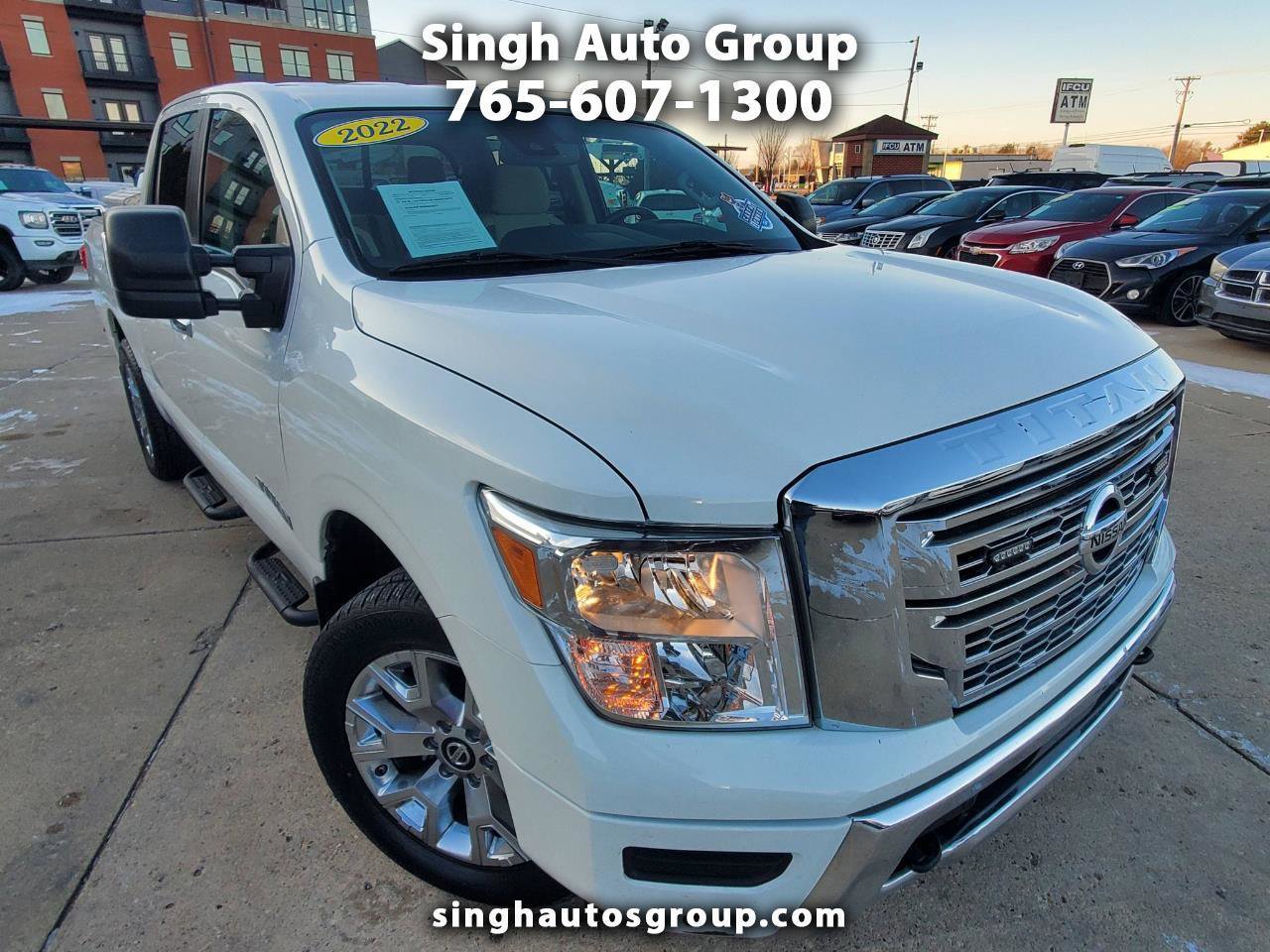 Used 2022 Nissan Titan SV w/ SV Convenience Package AWD/4WD image 1