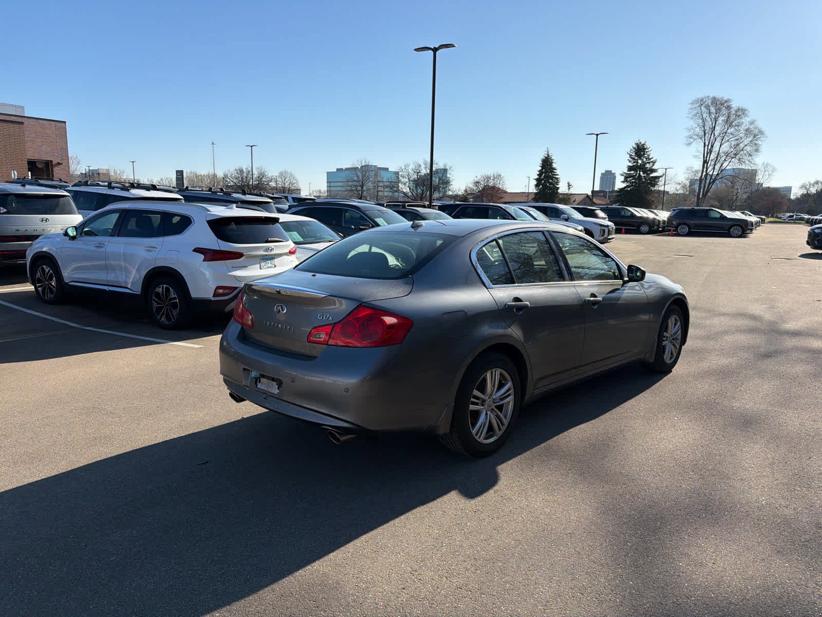 Used 2013 INFINITI G37 x w/ Premium Pkg AWD/4WD image 2