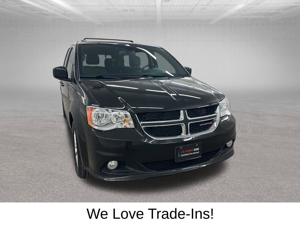Used 2020 Dodge Grand Caravan SXT image 3