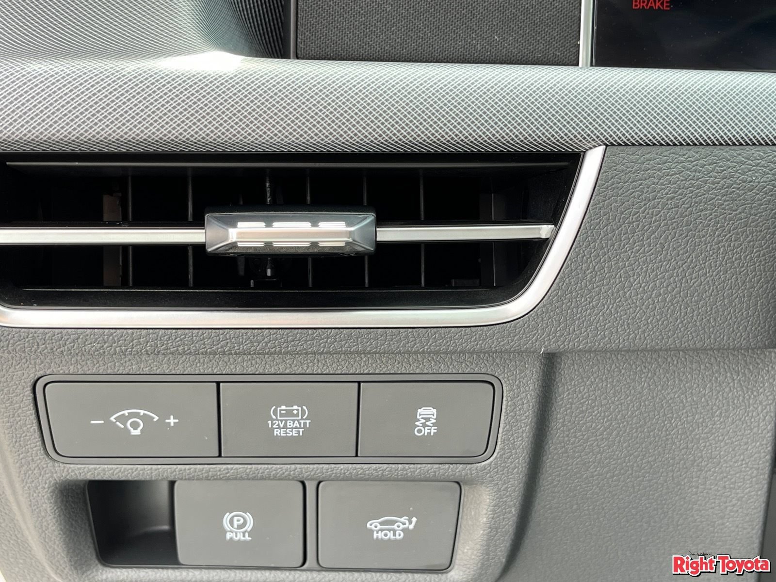 Used 2025 Hyundai Sonata Limited FWD image 32