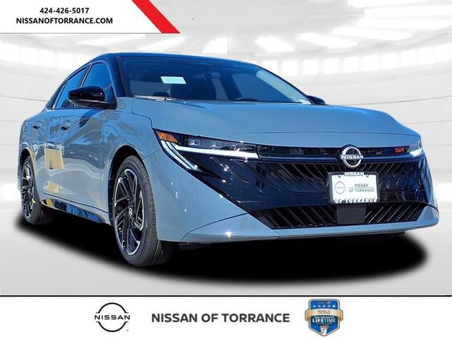 New 2026 Nissan Sentra SR w/ Floor Mat Package FWD image 1