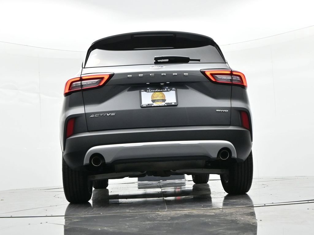 Used 2025 Ford Escape Active AWD/4WD image 28