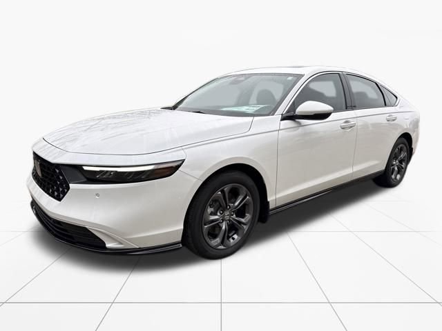 New 2025 Honda Accord EX-L image 3