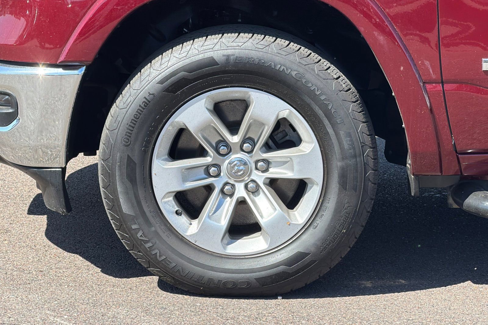 Used 2020 RAM 1500 Laramie AWD/4WD image 25