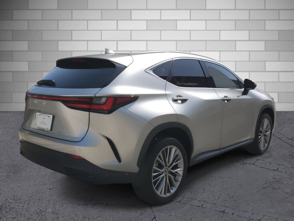 Used 2022 Lexus NX 350h AWD w/ Vision Package image 5