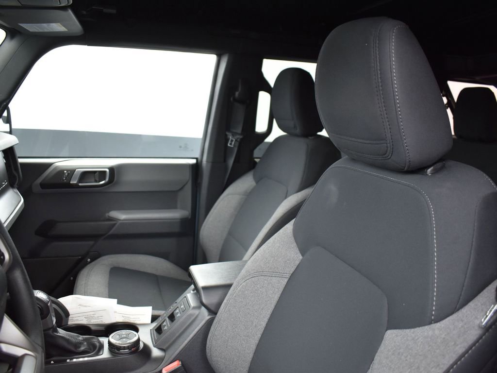 Used 2022 Ford Bronco 4-Door AWD/4WD image 13