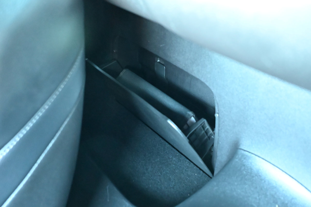 Used 2014 Nissan 370Z Touring w/ Sport Package image 25