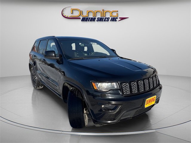 Used 2019 Jeep Grand Cherokee Altitude image 4