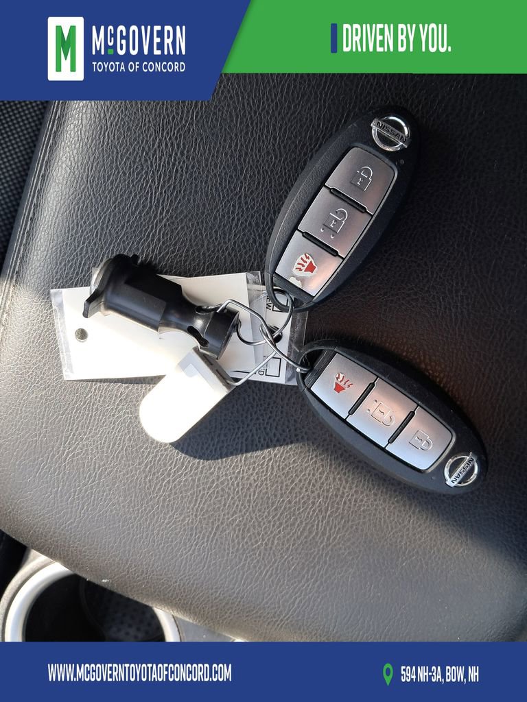 Used 2019 Nissan Pathfinder S image 30