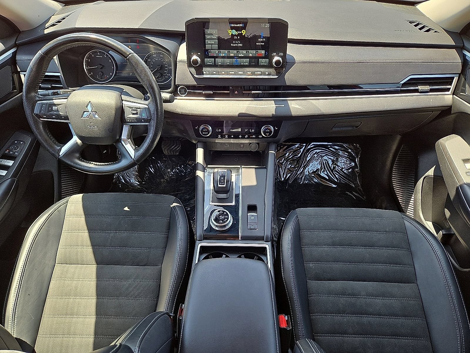 Used 2024 Mitsubishi Outlander SE Black Edition AWD/4WD image 17