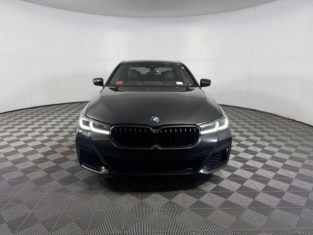 Used 2023 BMW 540i w/ M Sport Package RWD image 4