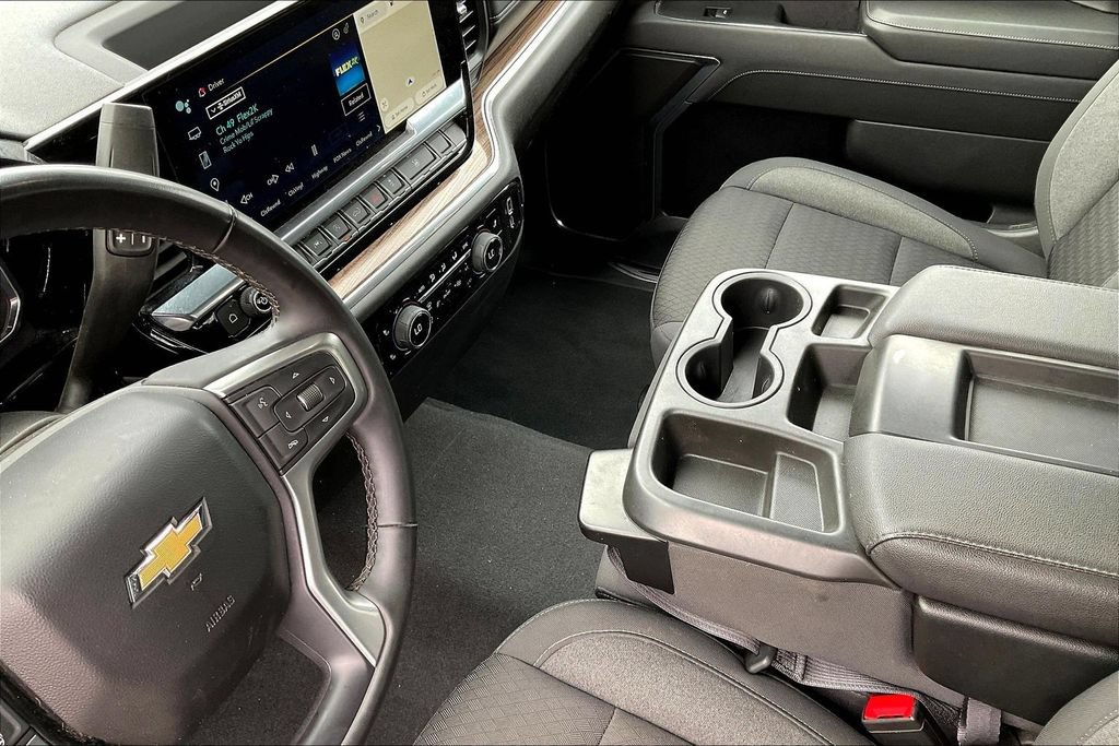 Used 2023 Chevrolet Silverado 1500 LT AWD/4WD image 9