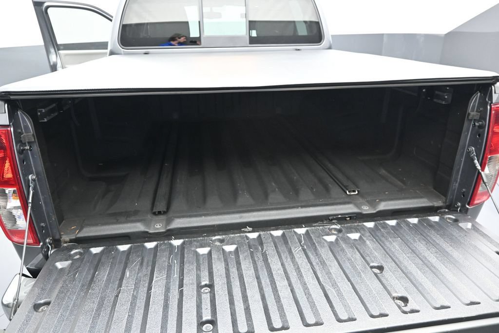 Used 2021 Nissan Frontier SV AWD/4WD image 16