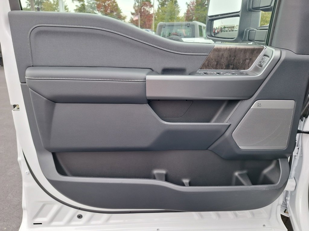 New 2026 Ford F350 Lariat image 2