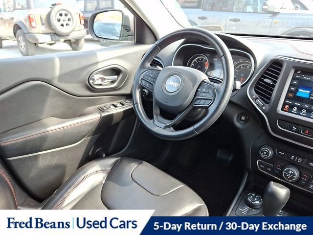 Used 2020 Jeep Cherokee Trailhawk w/ Cold Weather Group AWD/4WD image 21