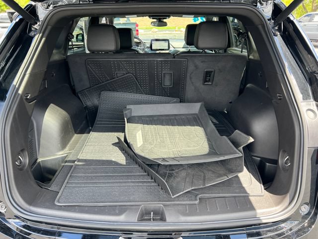 Certified 2024 Chevrolet Blazer RS w/ Enhanced Convenience Package FWD image 23