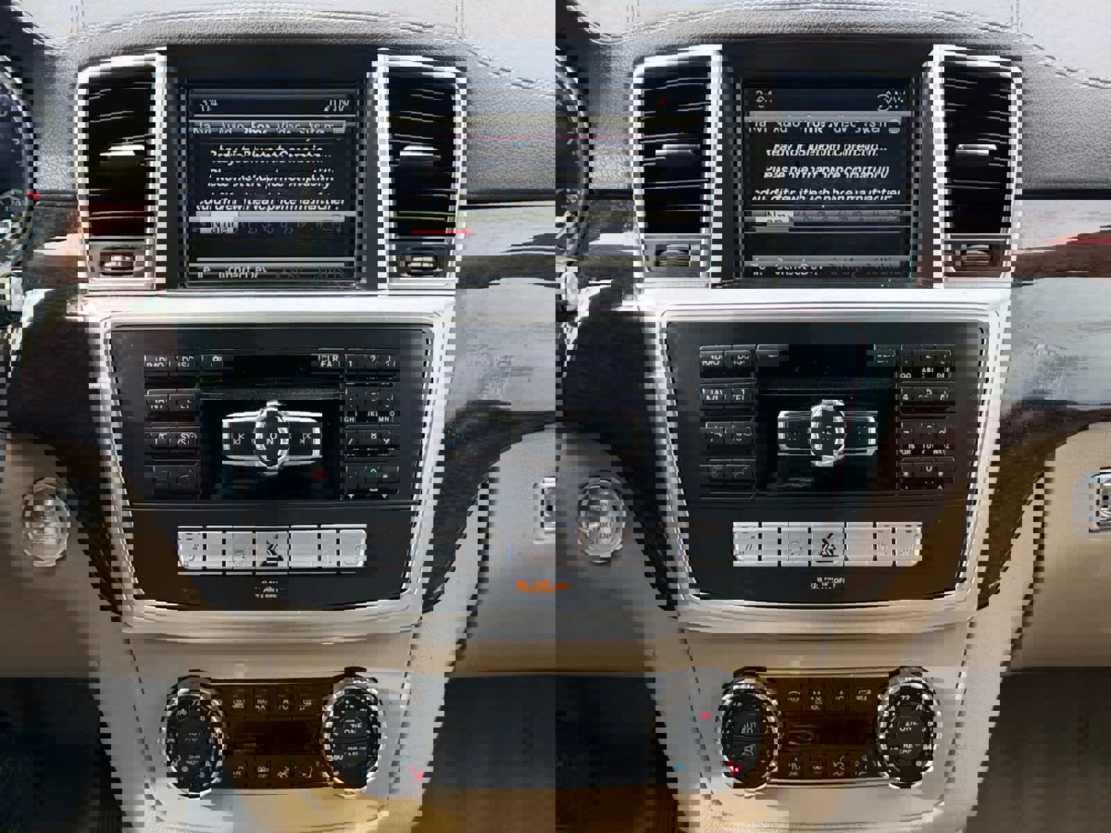 Used 2014 Mercedes-Benz GL 450 4MATIC image 16