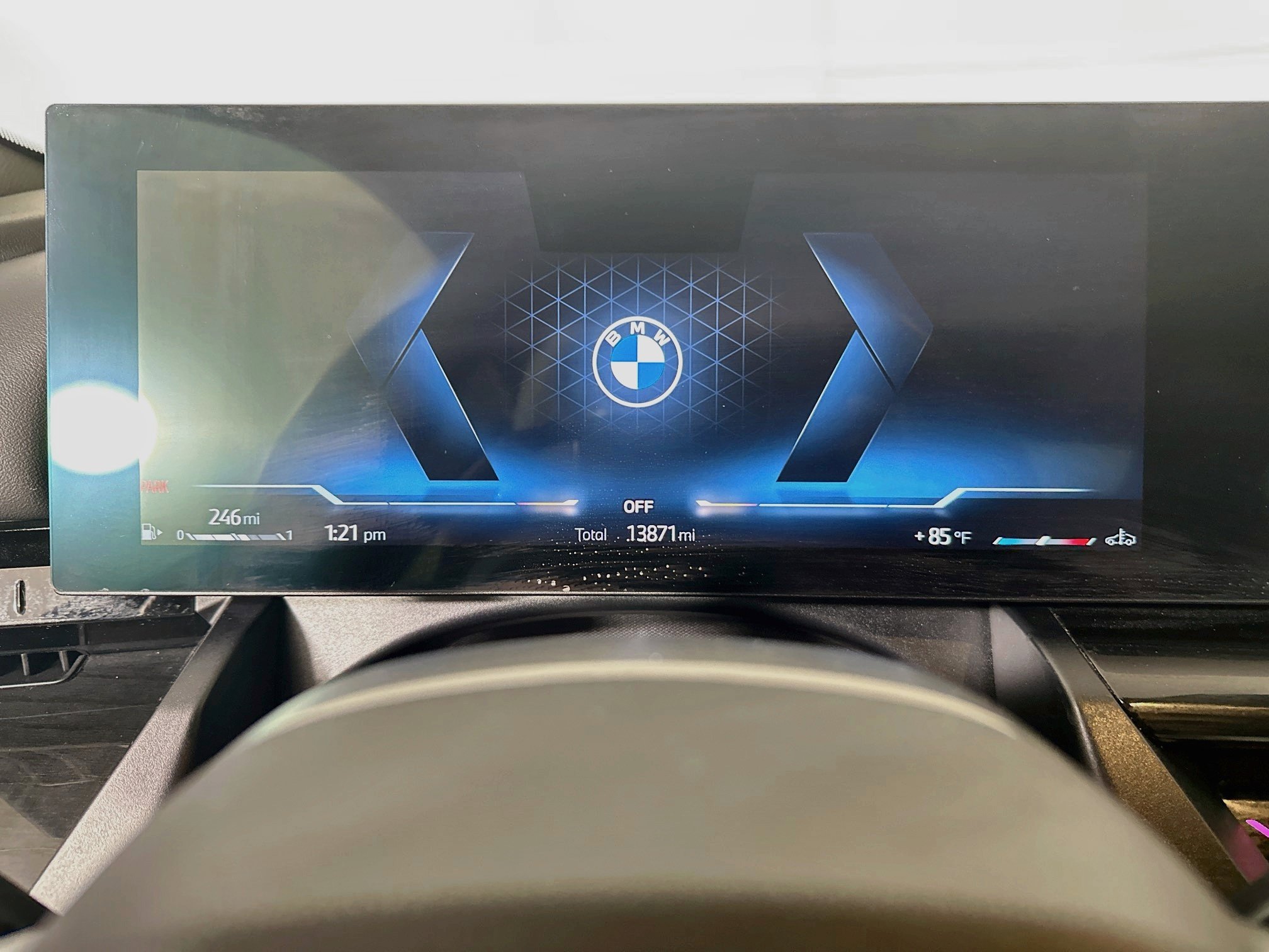 Used 2025 BMW 530i w/ M Sport Package RWD image 19