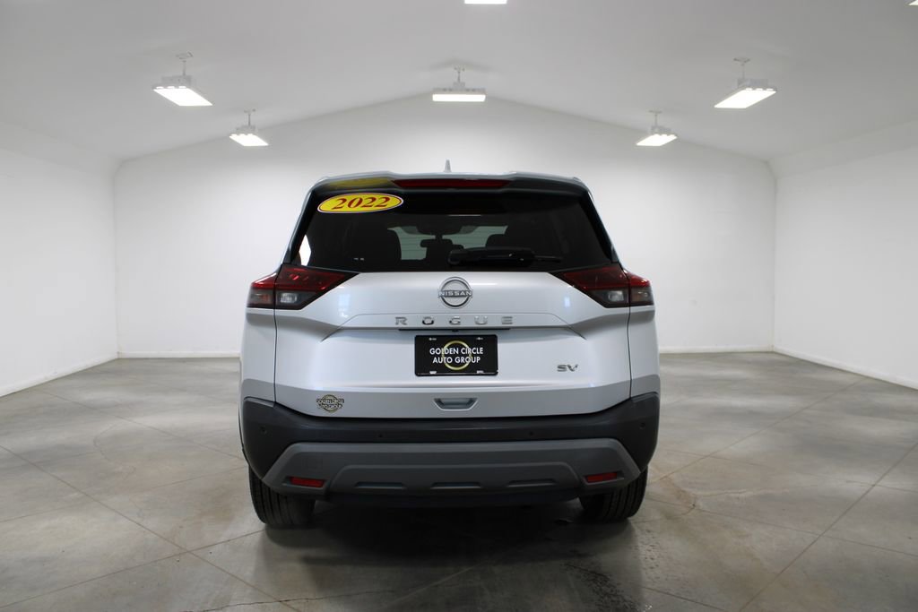 Used 2022 Nissan Rogue SV image 8