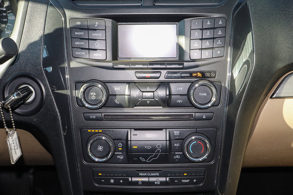 Used 2017 Ford Explorer FWD image 12