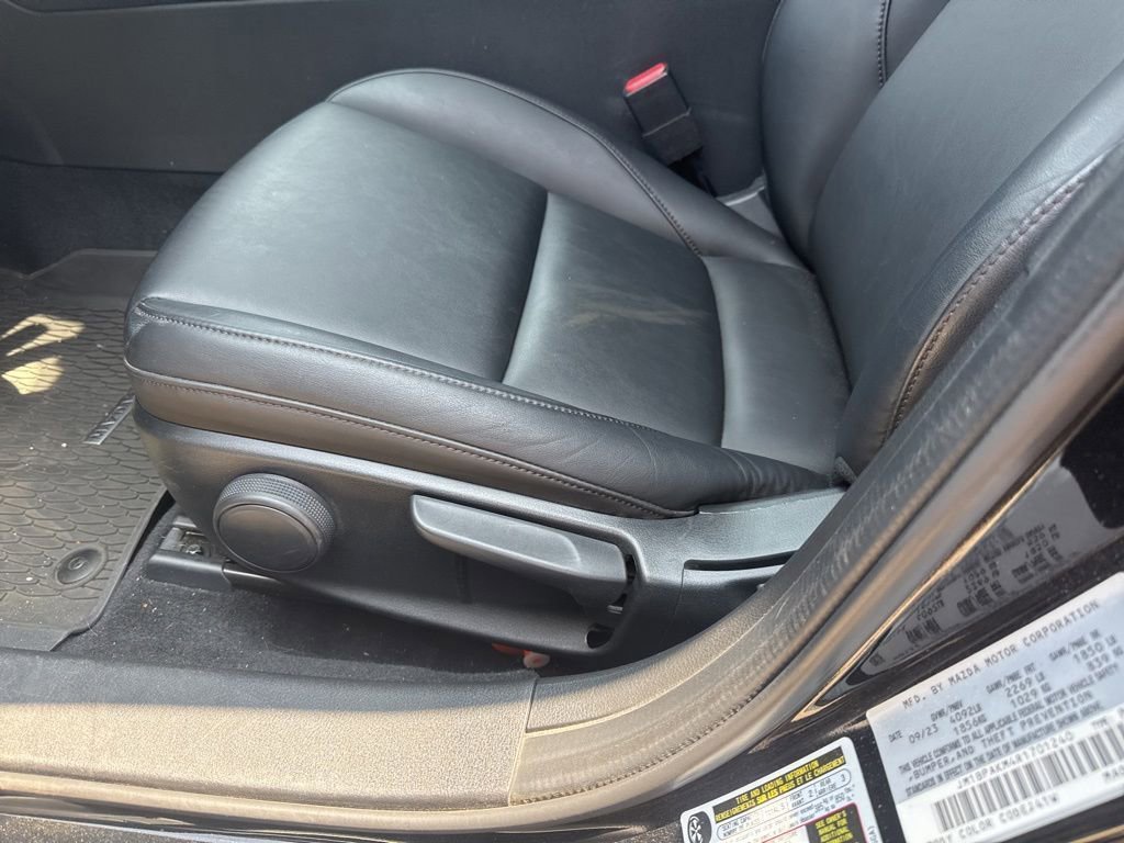 Used 2024 MAZDA MAZDA3 s FWD image 11