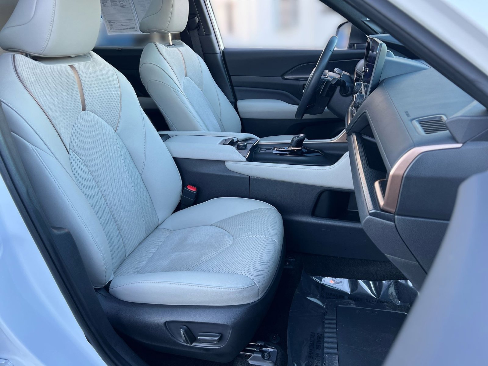 Used 2024 Toyota Grand Highlander MAX Platinum image 26