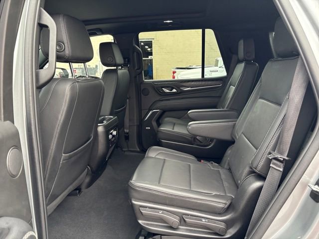 Used 2023 GMC Yukon Denali w/ LPO, Floor Liner Package image 23