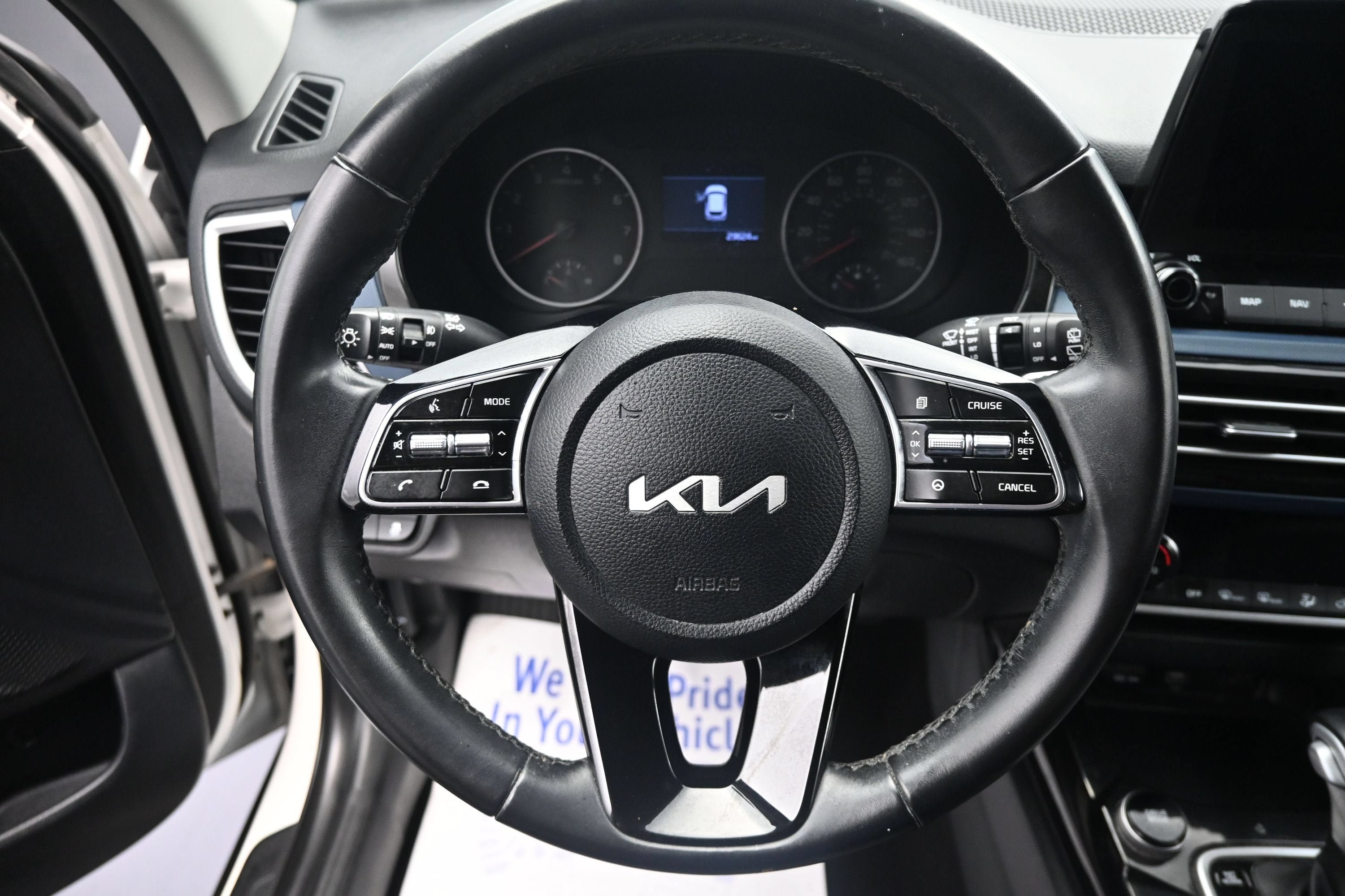 Used 2023 Kia Seltos S w/ Navigation Package FWD image 12