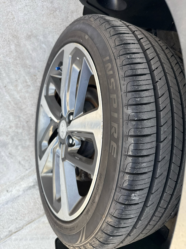 Used 2018 Hyundai Kona Limited image 16