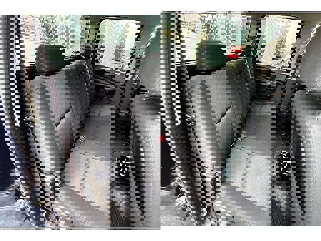 Used 2012 Chevrolet Silverado 2500 LT w/ Interior Plus Package image 28