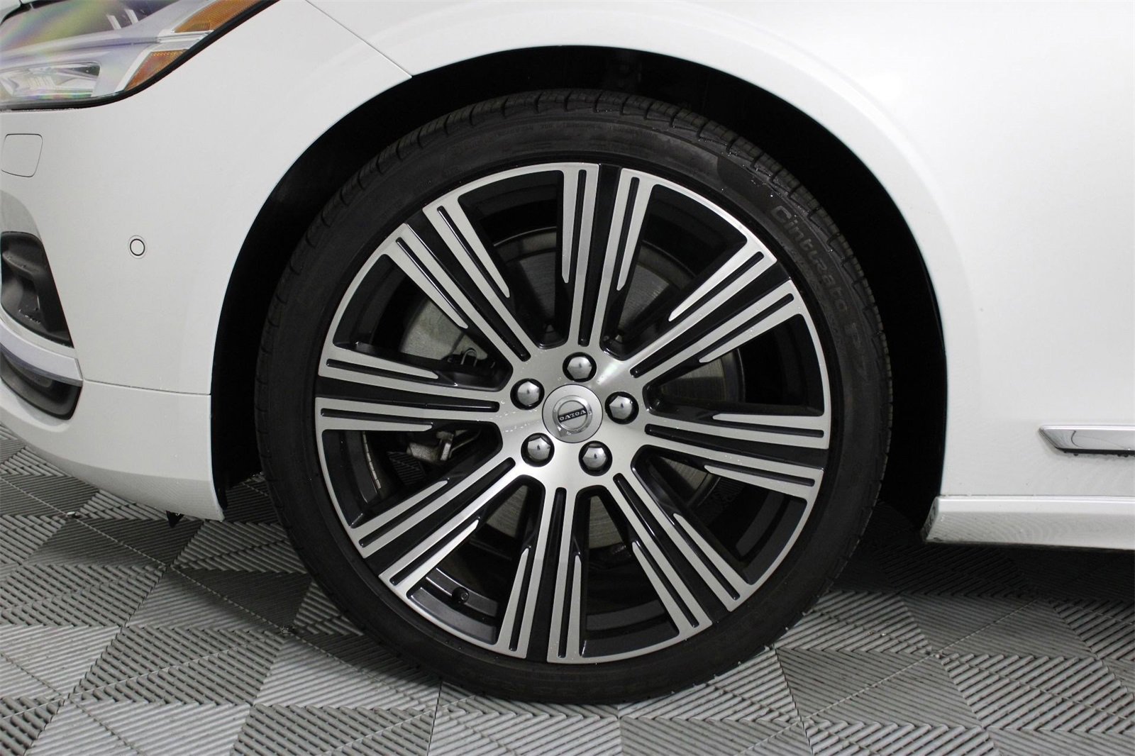 Certified 2023 Volvo S90 B6 Ultimate image 28