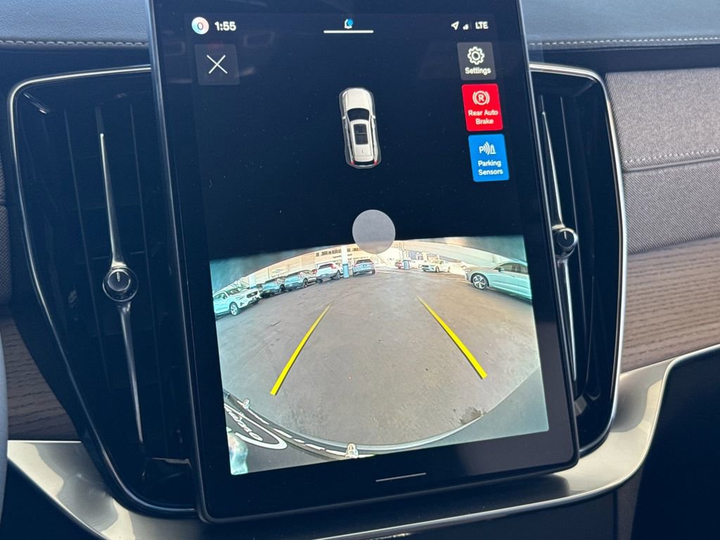 New 2026 Volvo XC90 B5 Core image 20