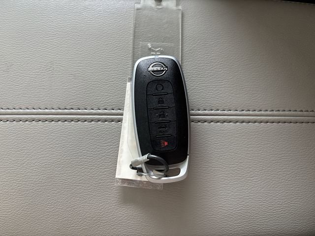 Certified 2025 Nissan Murano SL image 34