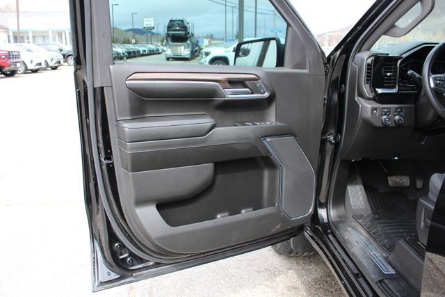 Used 2024 Chevrolet Silverado 1500 LT image 31