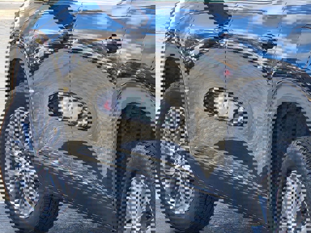 Certified 2025 Buick Enclave Preferred image 19