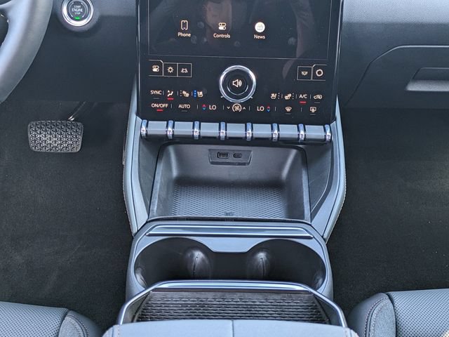 New 2026 GMC Terrain AT4 w/ Convenience Package III AWD/4WD image 19