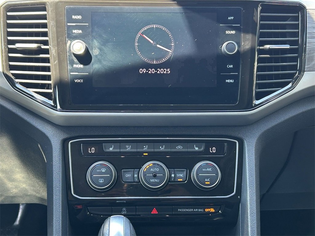 Used 2022 Volkswagen Atlas Cross Sport SE image 15