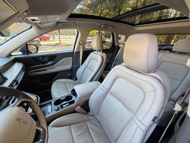 Certified 2022 Lincoln Corsair Reserve w/ Elements Package image 13