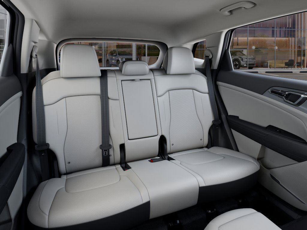 New 2026 Kia Sportage EX image 17