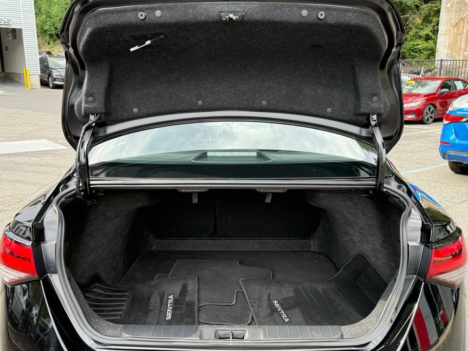 Used 2022 Nissan Sentra SV w/ All-Weather Package image 32