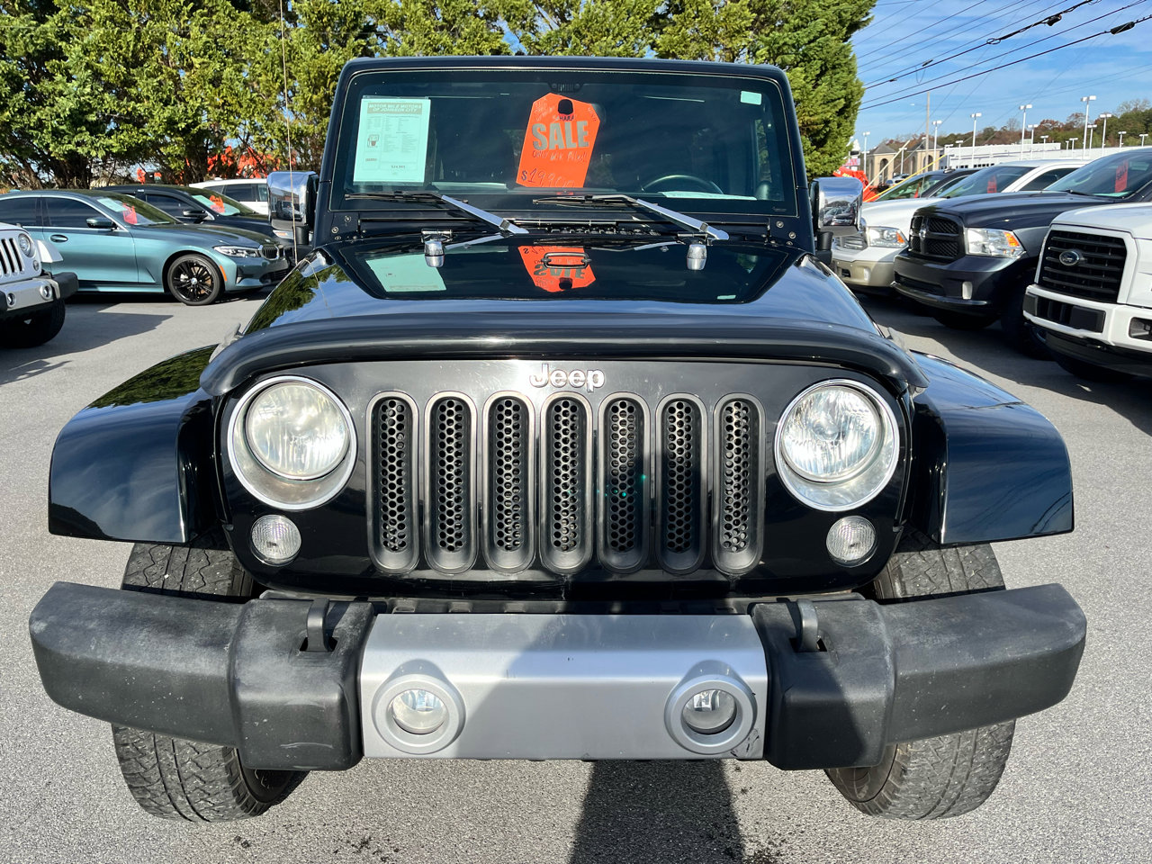 Used 2014 Jeep Wrangler Unlimited Sahara image 2
