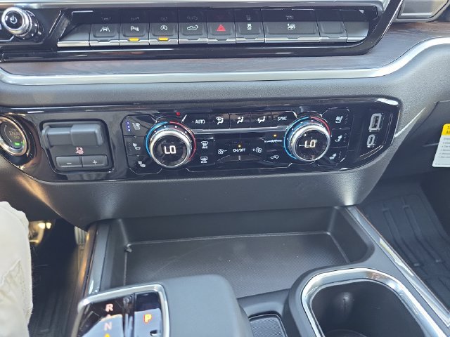 New 2026 GMC Sierra 1500 SLT w/ SLT Premium Package AWD/4WD image 22