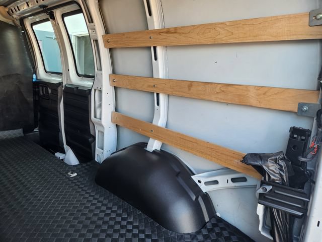 Used 2025 GMC Savana 2500 w/ Driver Convenience Package RWD image 34
