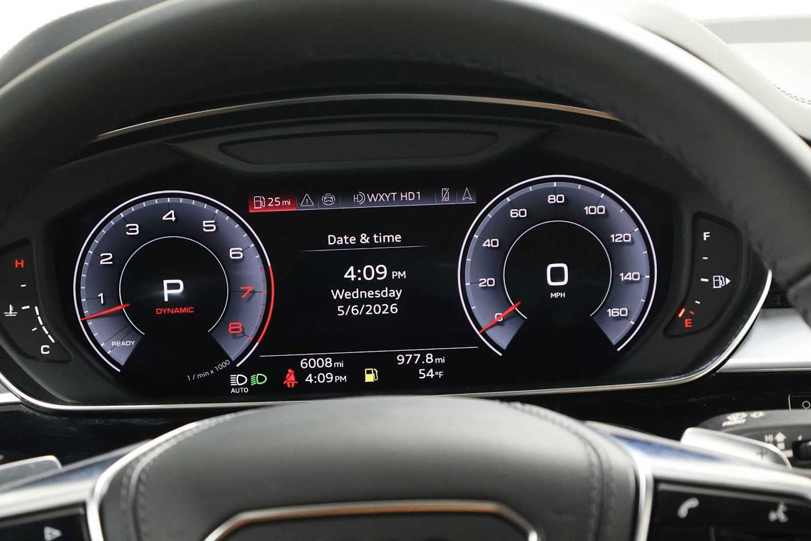 Used 2025 Audi A8 L 3.0T AWD/4WD image 22