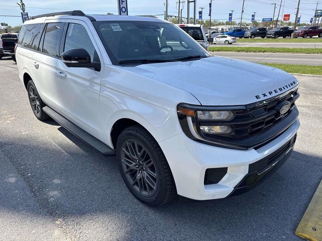 New 2026 Ford Expedition Max Platinum w/ Stealth Appearance Package image 3