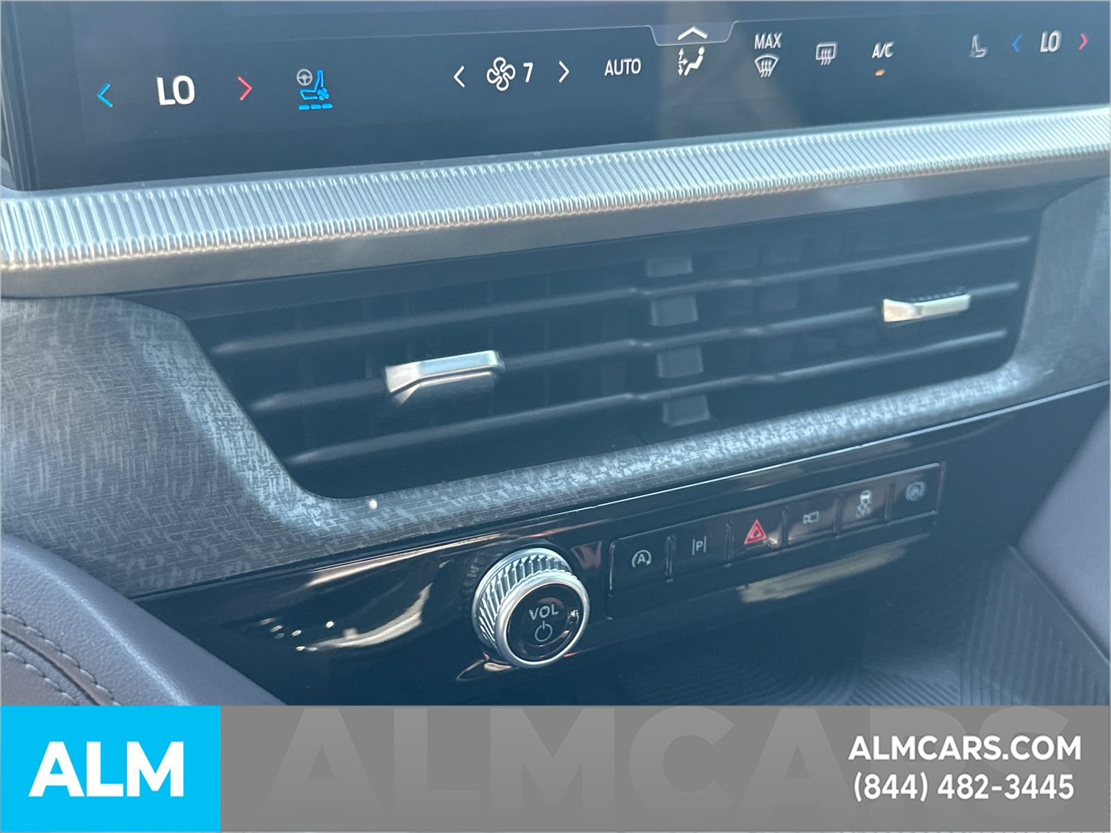 Used 2025 Ford Explorer Platinum w/ Ultimate Package RWD image 26