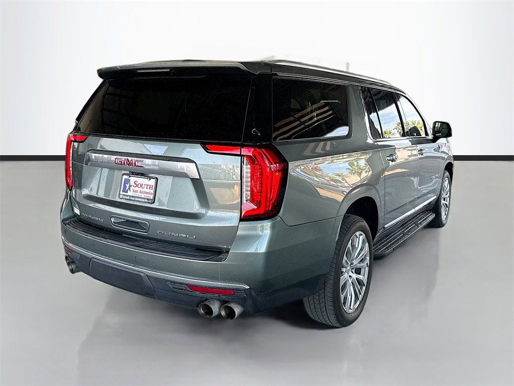 Used 2024 GMC Yukon XL Denali w/ Advanced Technology Package image 5